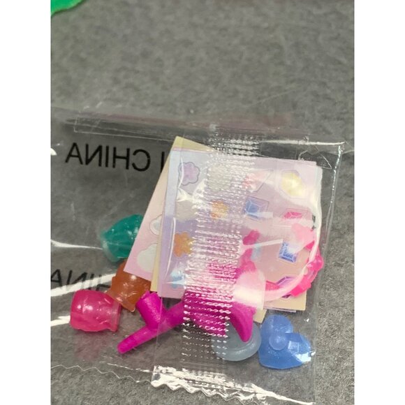 My Little Pony Lizzy Moonbow Unicorn Crystal Adventure Play Set - Picture 4 of 10